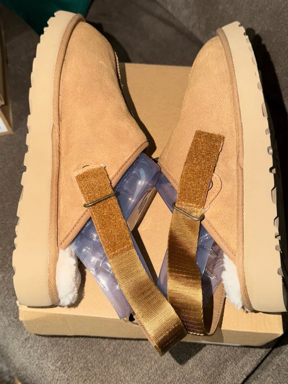 Uggs Lanah Clogs Brand New 10 Women - Picture 4 of 7